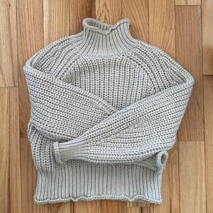 H&M Cropped Chunky Knit Balloon Sleeve Cowl Turtle Funnel Neck Contrast stitch
